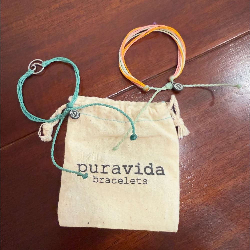 Pura Vida Bracelets x2